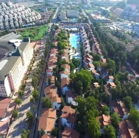 Ganita Village Hotel 4*